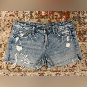 AE Mid Rise Light Wash Distressed Jean Shorts, Size 2